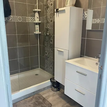 Appartement Meuble Saint-Rambert-dʼAlbon Buitenkant foto