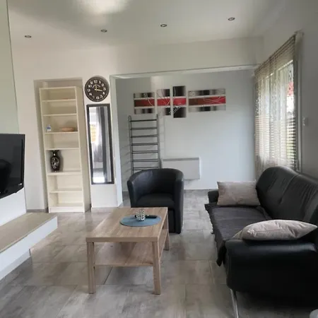 Appartement Meuble Saint-Rambert-dʼAlbon Buitenkant foto